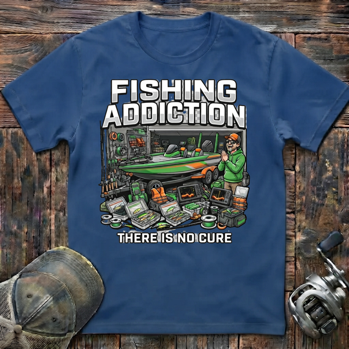 Fishing addiction in color T-Shirt